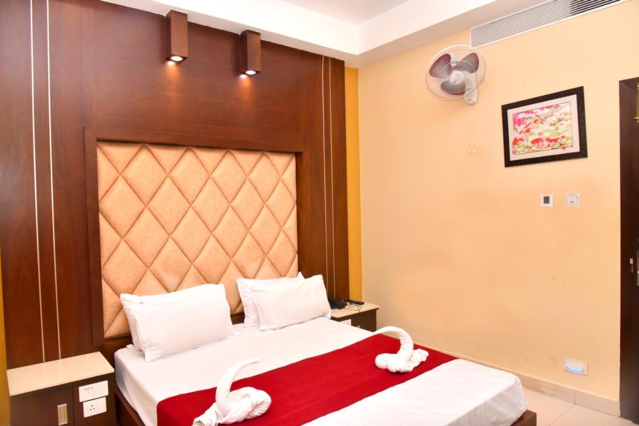 The Grand Park Hotel Chidambaram Exterior photo